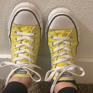 Converse Unisex CTAS Low 130129F Yellow Casual Shoes Sneakers Size W 7.5 / M 5.5